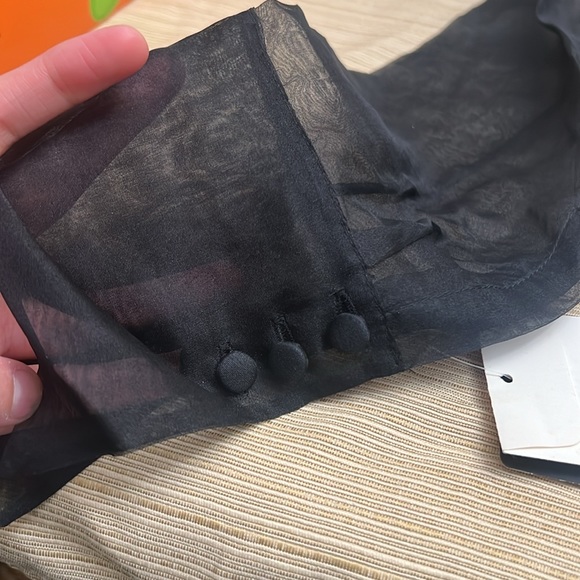 Nicole Miller black top 100% Silk Size 8 black Ripped top see through style top - Picture 7 of 12